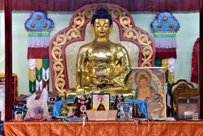 статуя Будды в якутском дацане