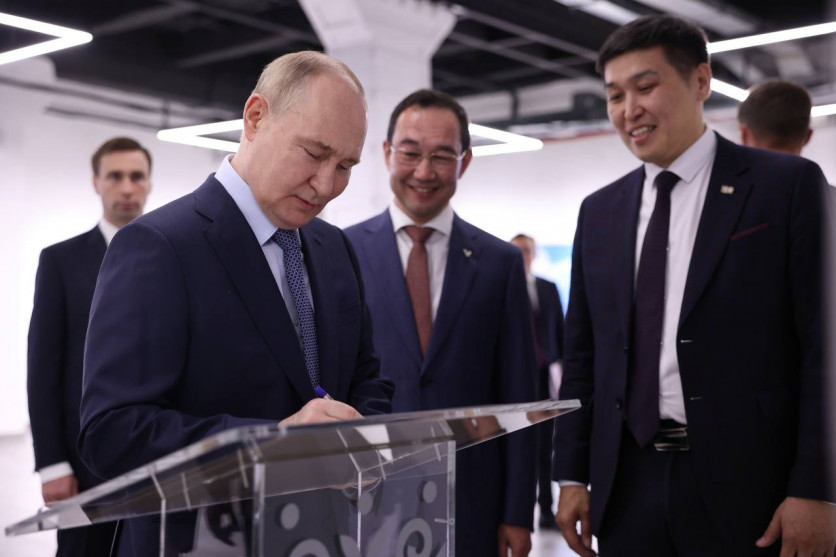 Владимир Путин дал высокую оценку достижениям и перспективам развития  креативной и ИТ-отраслей Якутии
