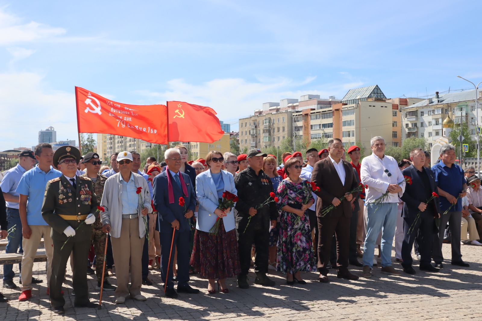 В Якутске состоялся траурный митинг ко Дню памяти и скорби